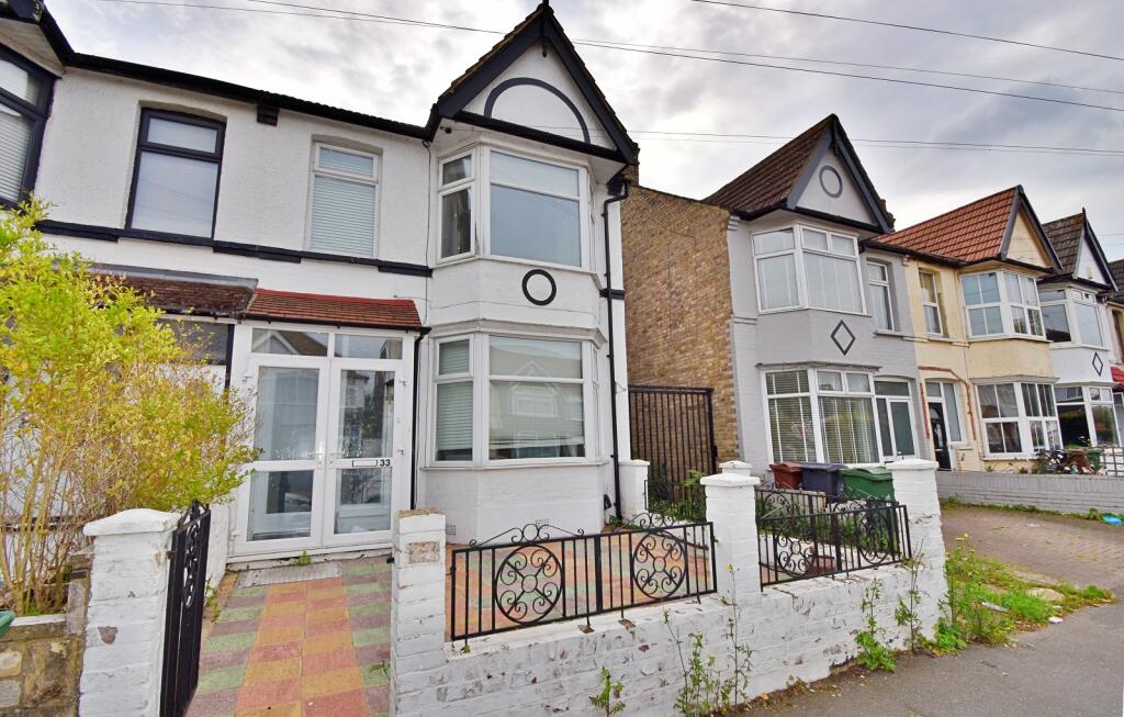 Main image of property: Hampton Road, Chingford , London. E4 8NH