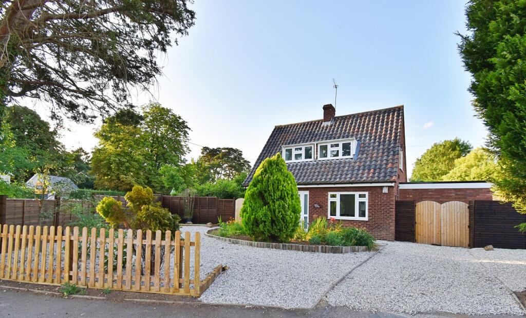 Main image of property: 12a Hallingbury Close, Little Hallingbury, Bishop's Stortford, Hertfordshire. CM22 7PL