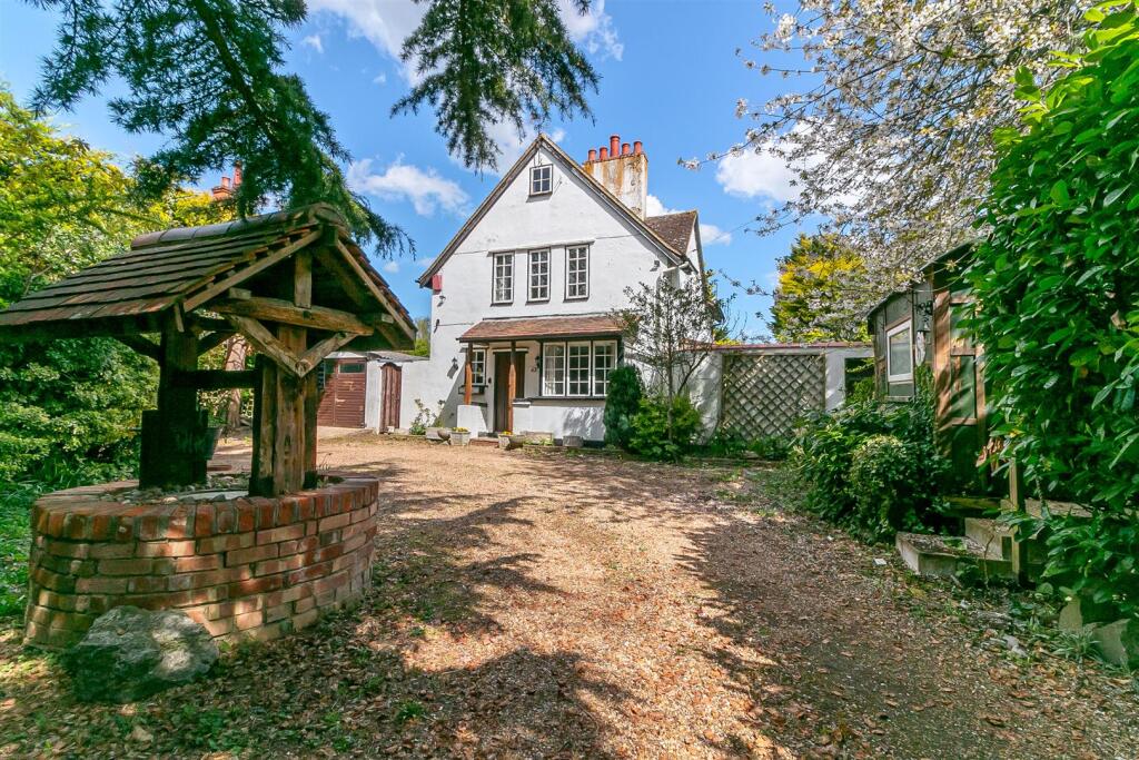 Main image of property: Green Lane, Letchworth Garden City