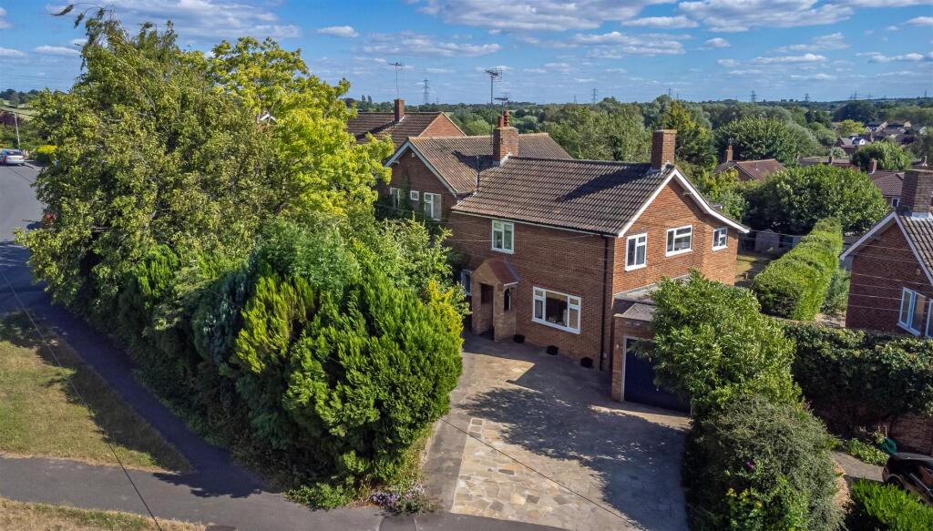 Main image of property: Wilshere Crescent, Hitchin