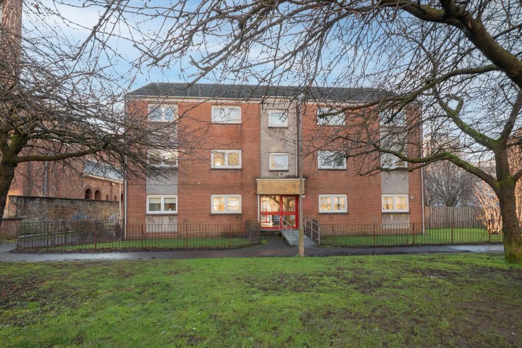 Main image of property: 1/1 136 Main Street, Rutherglen, Glasgow, G73