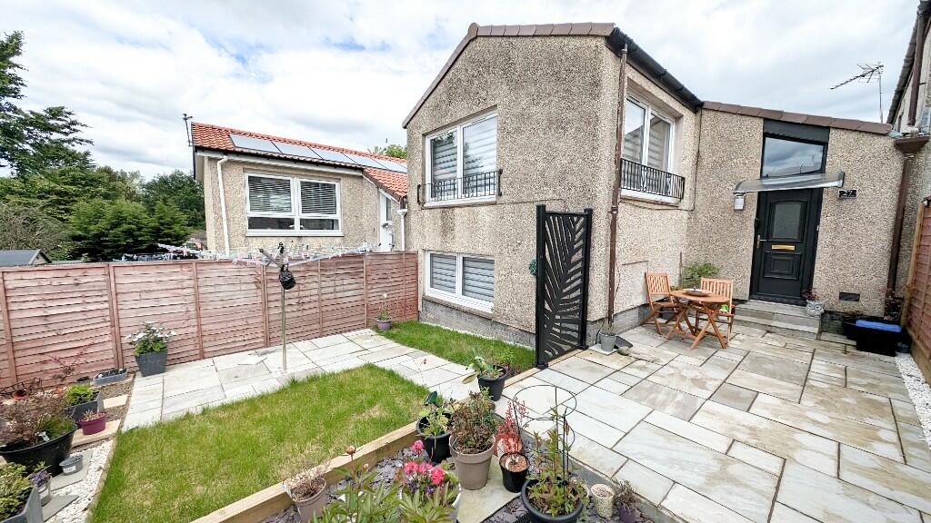 3 bedroom terraced house for sale in Morar Court, Condorrat, G67