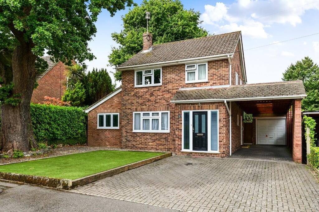 Main image of property: Stockbridge Way, Yateley, Hampshire, GU46