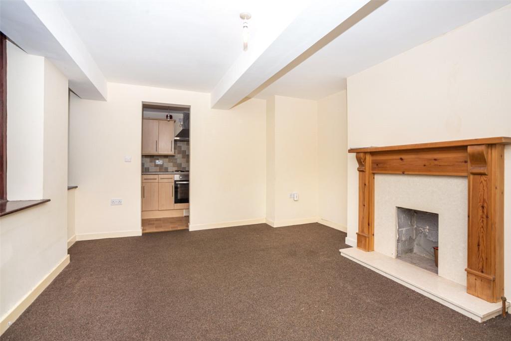 5 bedroom semidetached house for sale in Pen Y Bryn Road