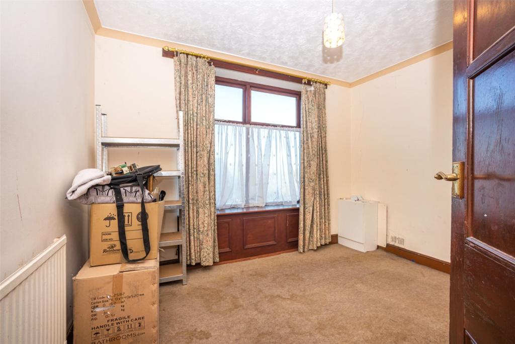 5 bedroom semidetached house for sale in Pen Y Bryn Road