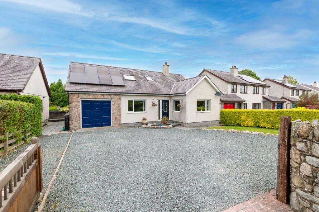 Main image of property: Craig Y Pandy, Tregarth, Gwynedd, LL57