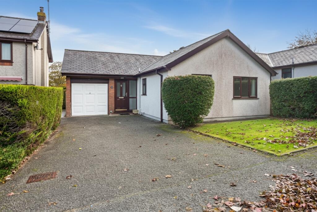 Main image of property: Tregaean, Penrhosgarnedd, Bangor, Gwynedd, LL57