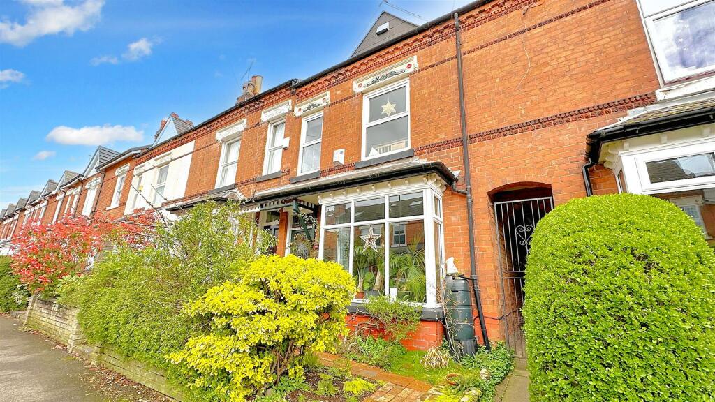 4 bedroom terraced house for sale in Franklin Road, Bournville, Birmingham, B30