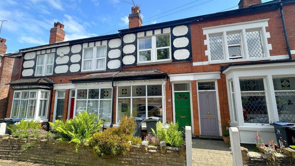 2 bedroom terraced house for sale in Ashmore Road, Cotteridge