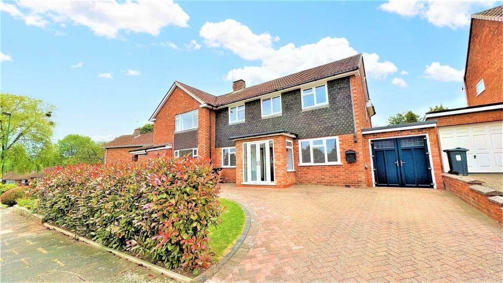 3 bedroom semidetached house for sale in Hay Green Lane, Bournville