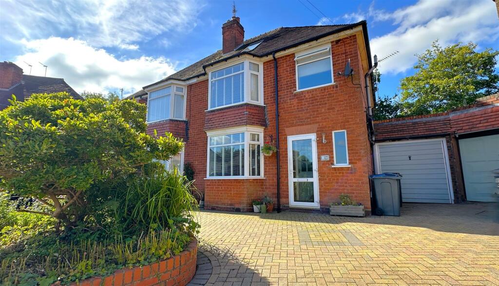 Main image of property: Woodfall Avenue, Cotteridge, Birmingham