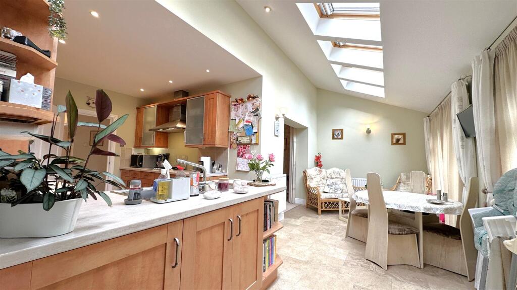 Additional property image - Belmont Crescent, Northfield BVT, Birmingham