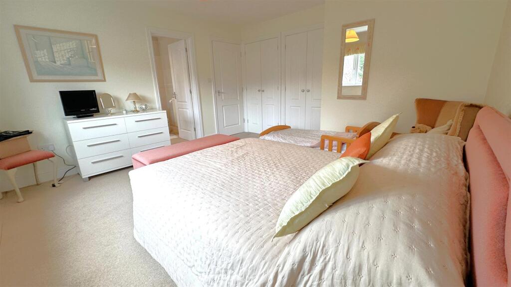 Additional property image - Belmont Crescent, Northfield BVT, Birmingham