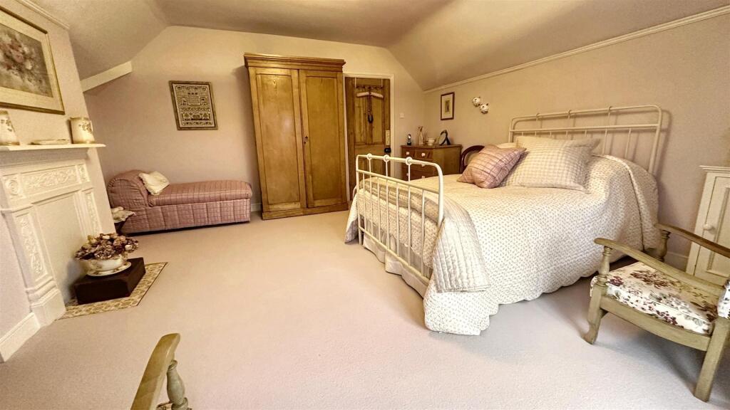 Additional property image - Bunbury Road, Northfield, Birmingham