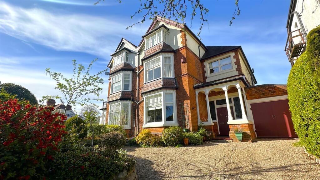Main image of property: Bunbury Road, Northfield, Birmingham