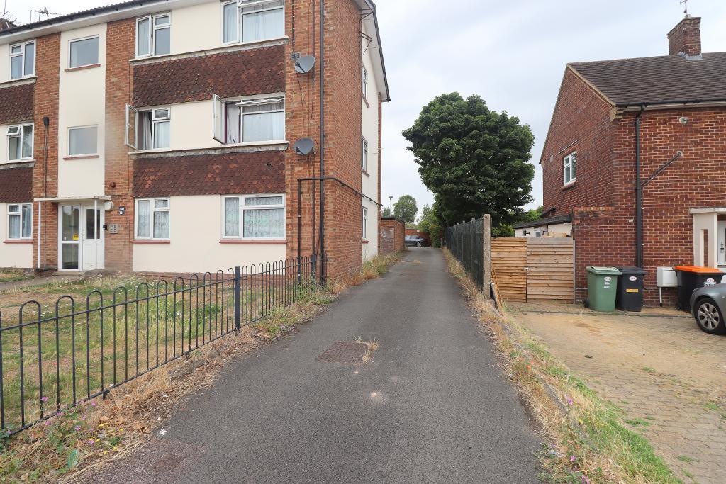 Land for sale in Westfield Garage Block, Westfield Road, Dunstable, LU6