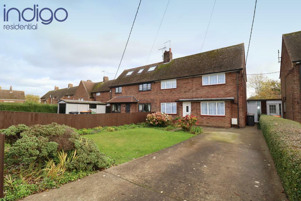 3 bedroom semidetached house for sale in Harlington Road, Upper Sundon, Luton, Bedfordshire