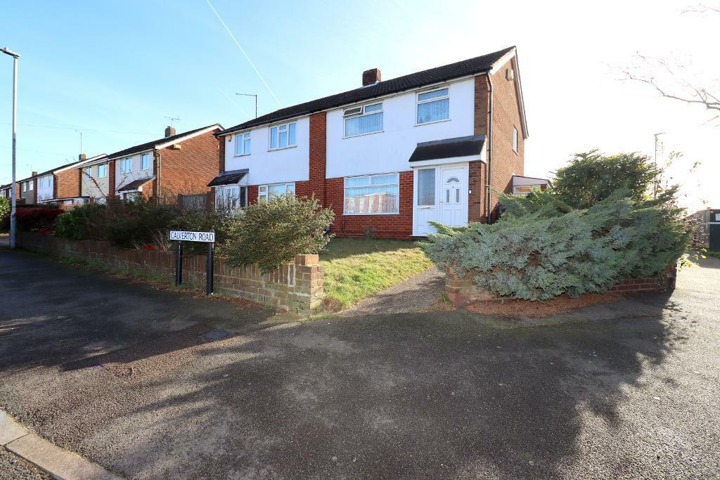 3 bedroom semidetached house for sale in Calverton Road, Limbury Mead