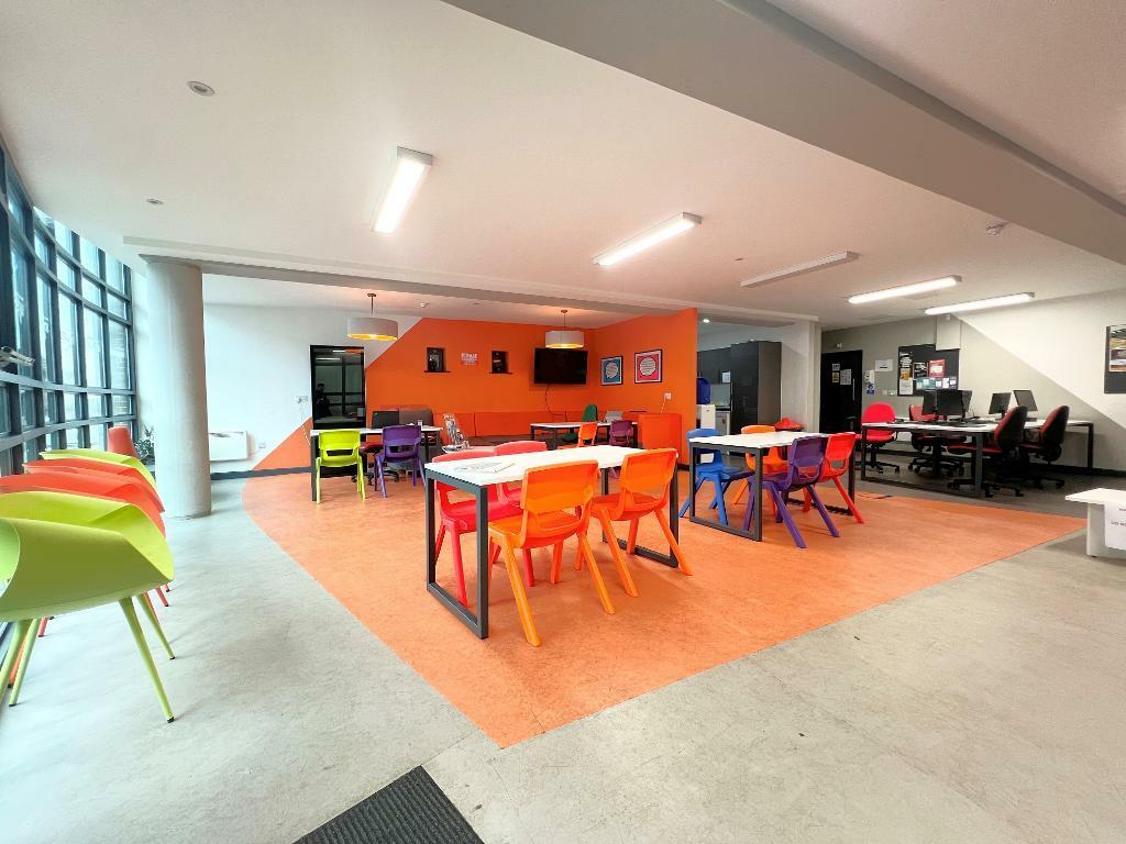 Commercial property for rent in Inkerman Street, Luton, Bedfordshire