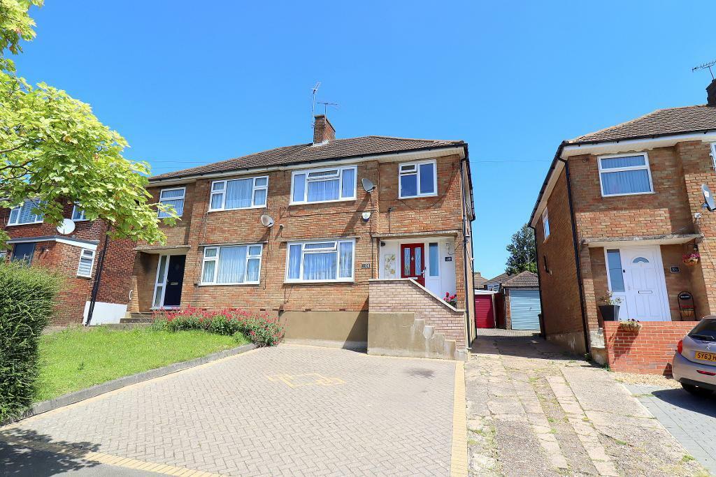 3 bedroom semidetached house for sale in Grampian Way, Sundon Park