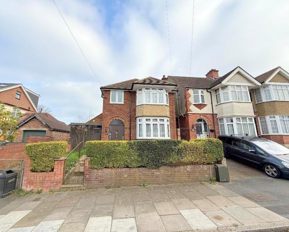 Main image of property: Culverhouse Road, New Bedford Road Area, Luton, Bedfordshire, LU3 1PY