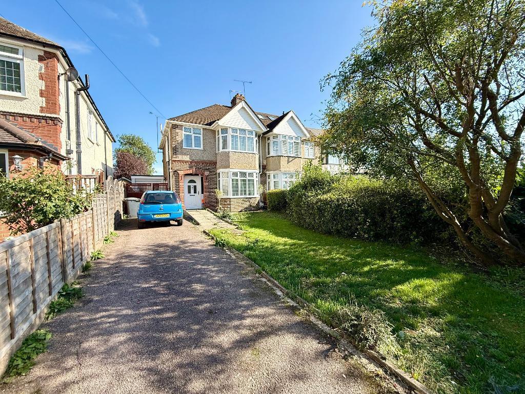 Main image of property: Barton Road, New Bedford Road Area, Luton, Bedfordshire, LU3 2BE