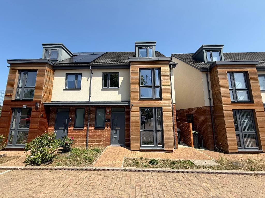 Main image of property: Sundon Park Road, Sundon Park, Luton, Bedfordshire, LU3 3AL
