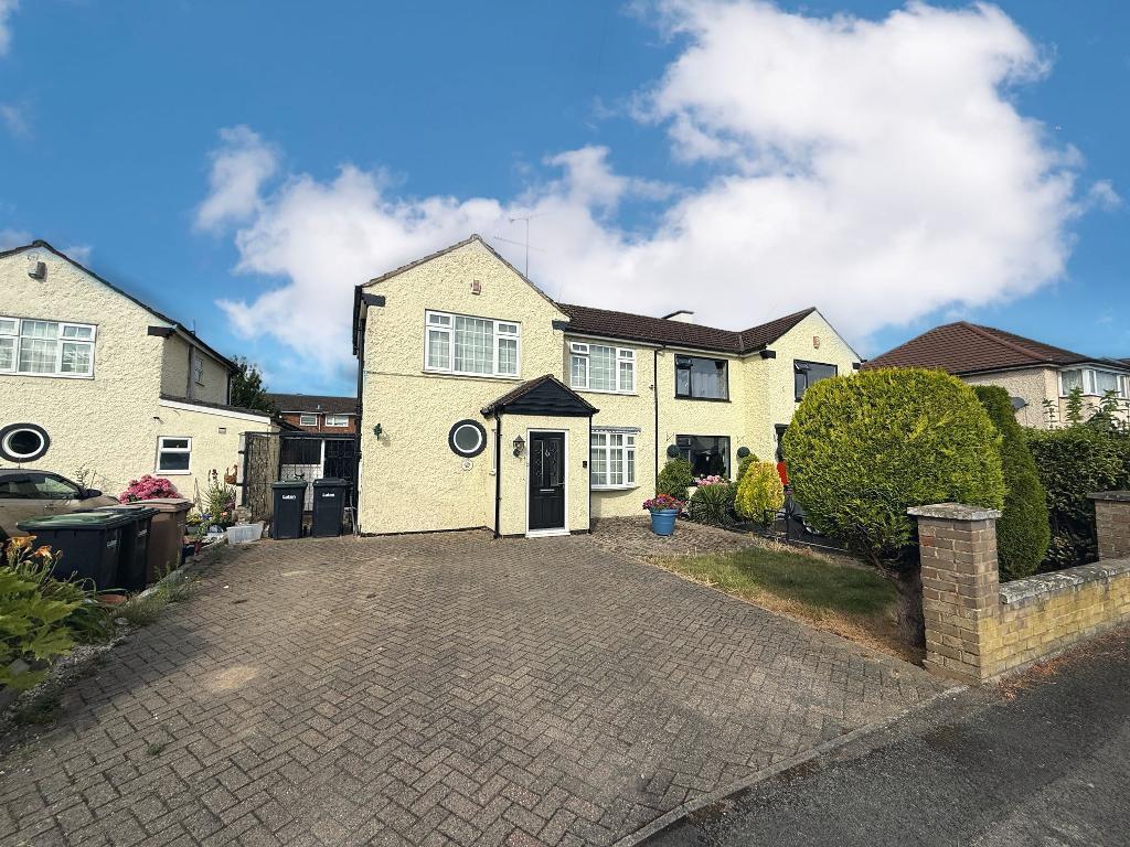 Main image of property: Whitefield Avenue, Sundon Park, Luton, Bedfordshire, LU3 3AQ