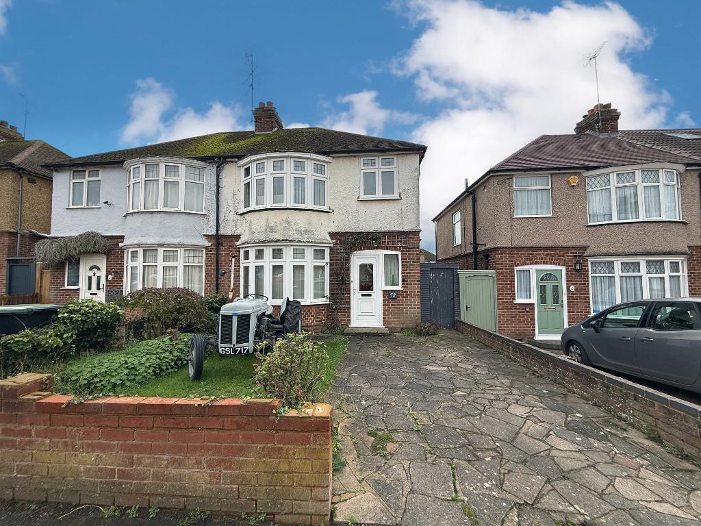 Main image of property: Warden Hill Road, Warden Hills, Luton, LU2 7AF