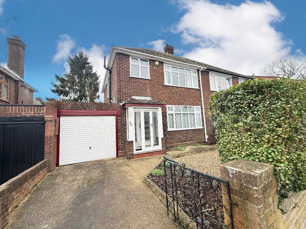 Main image of property: Vincent Road, Leagrave, Luton, Bedfordshire, LU4 9AW