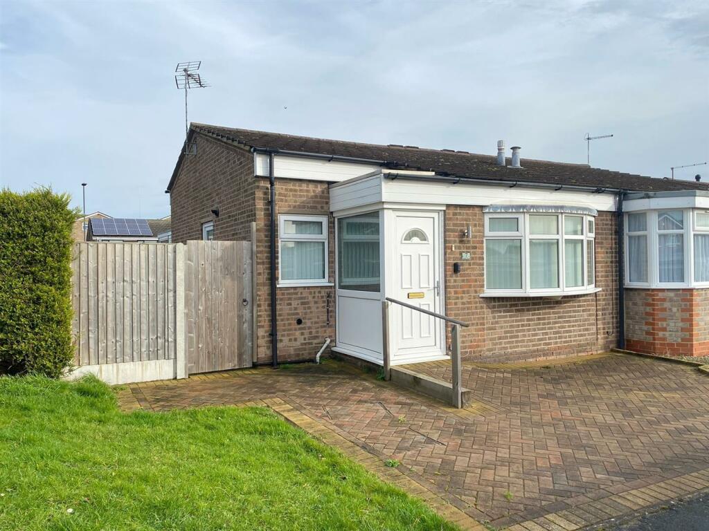 2 bedroom bungalow for rent in Gregory Walk, Littleover, Derby, DE23
