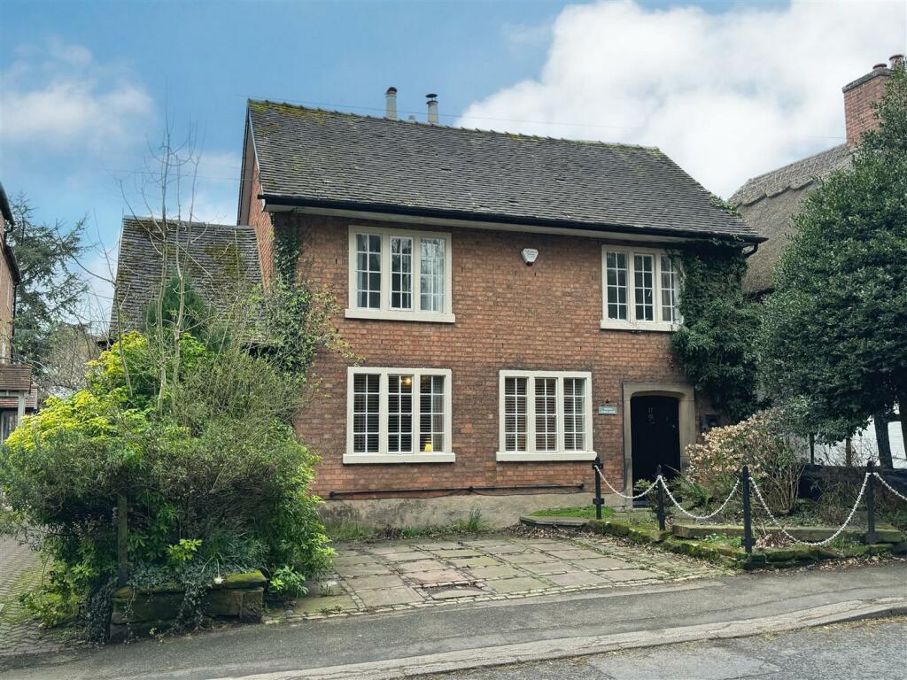 3 bedroom detached house for sale in Cornhill, Allestree, Derby, DE22