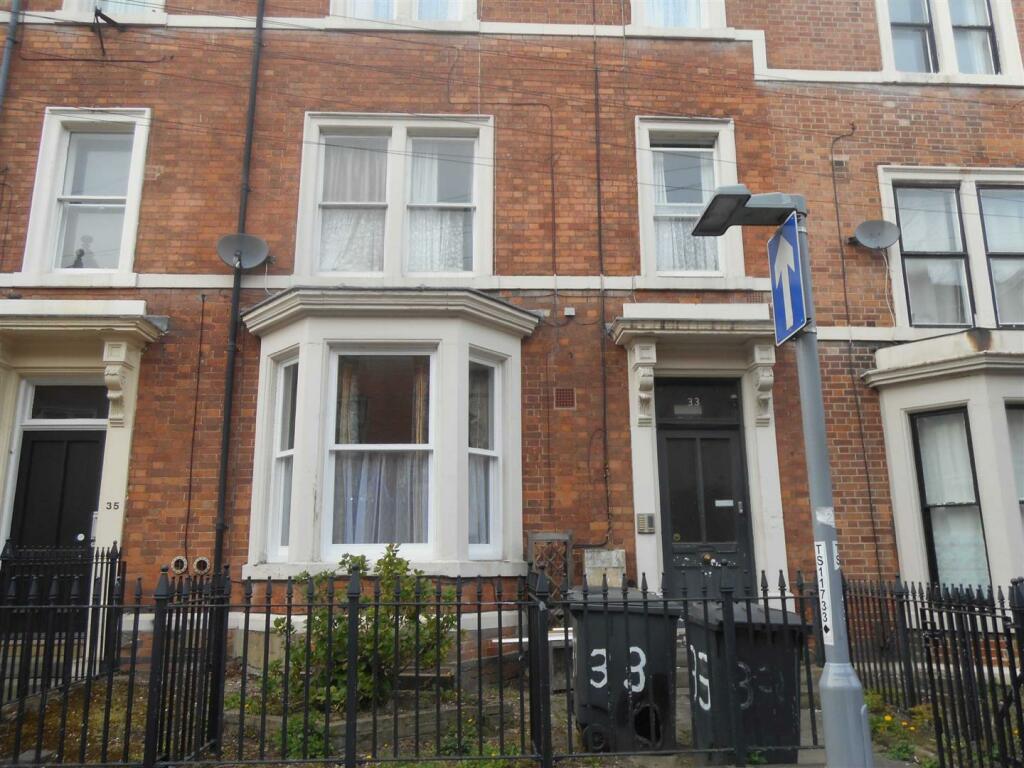 Studio flat for rent in Hartington Street, Derby, DE23