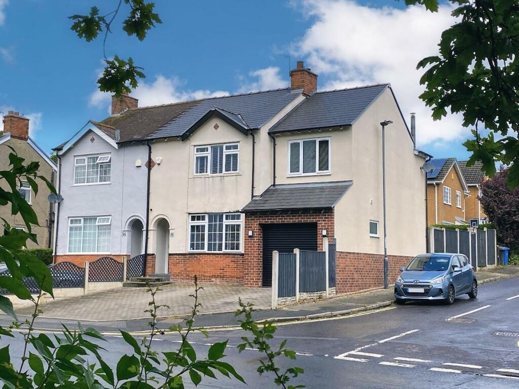 4 bedroom semi-detached house for sale in Robincroft Road, Allestree, Derby, DE22