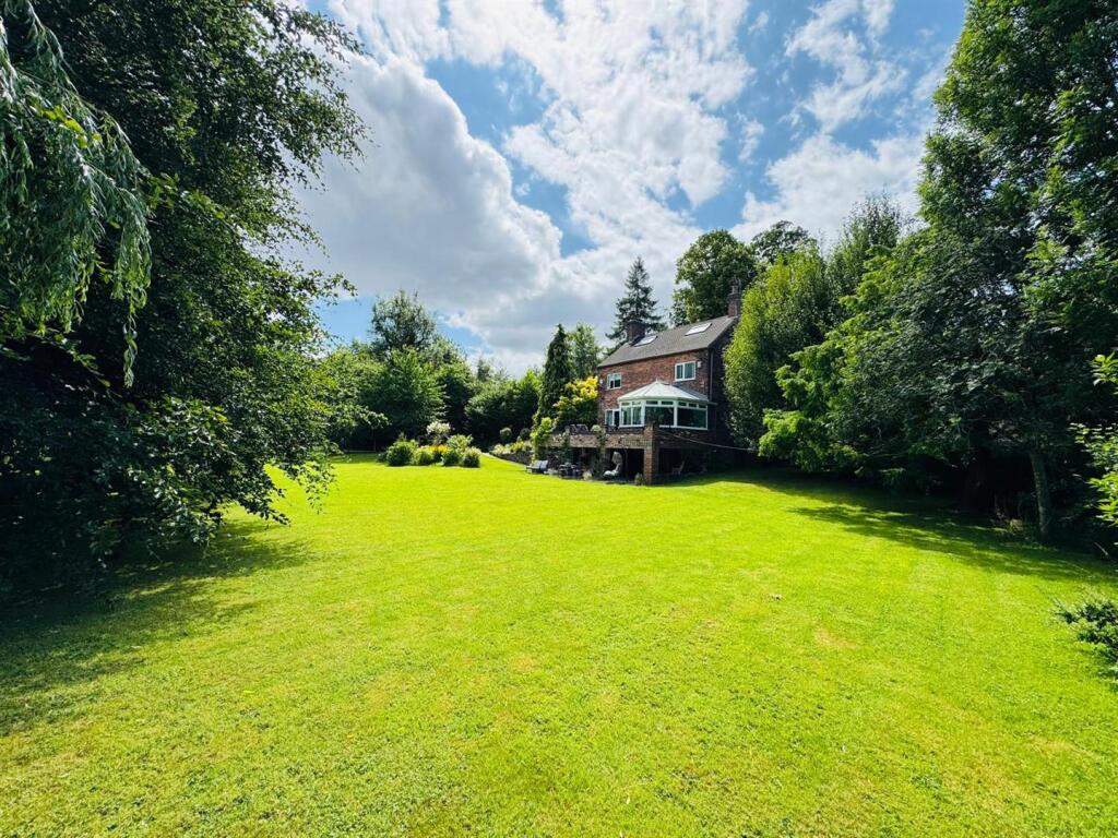 Main image of property: Alfreton Road, Little Eaton, Derby