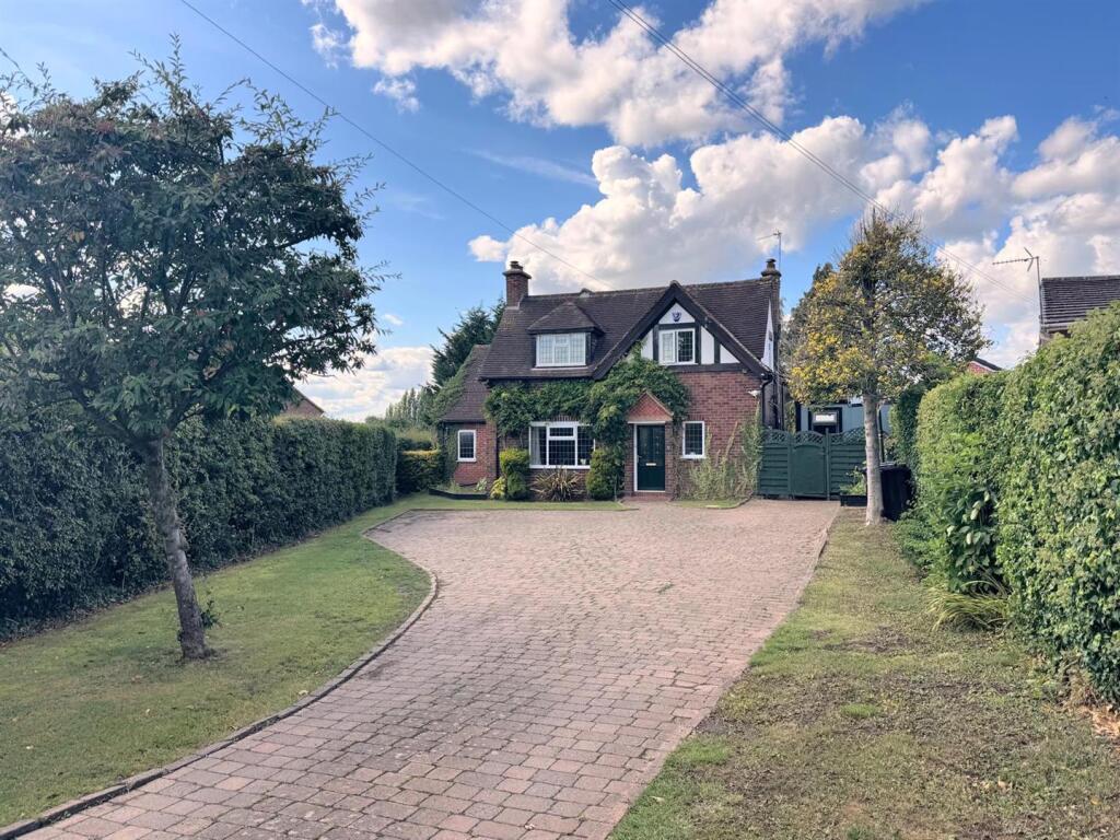 Main image of property: Pastures Hill, Littleover, Derby