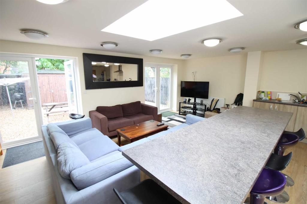 1 bedroom terraced house for rent in Westbury Street, Derby, DE22