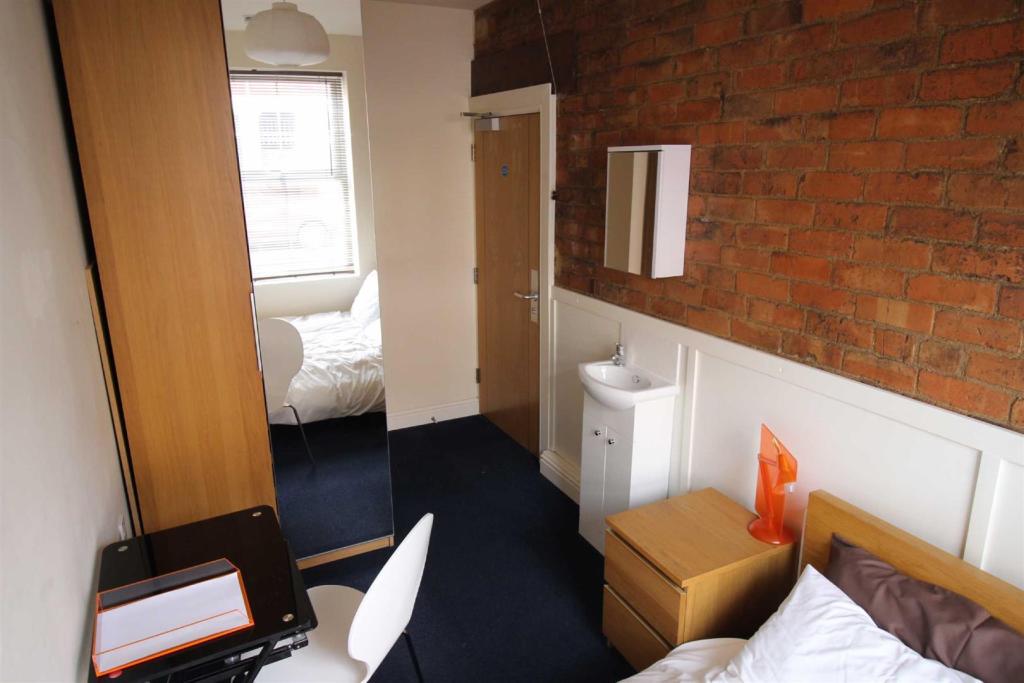 1 bedroom terraced house for rent in Westbury Street, Derby, DE22