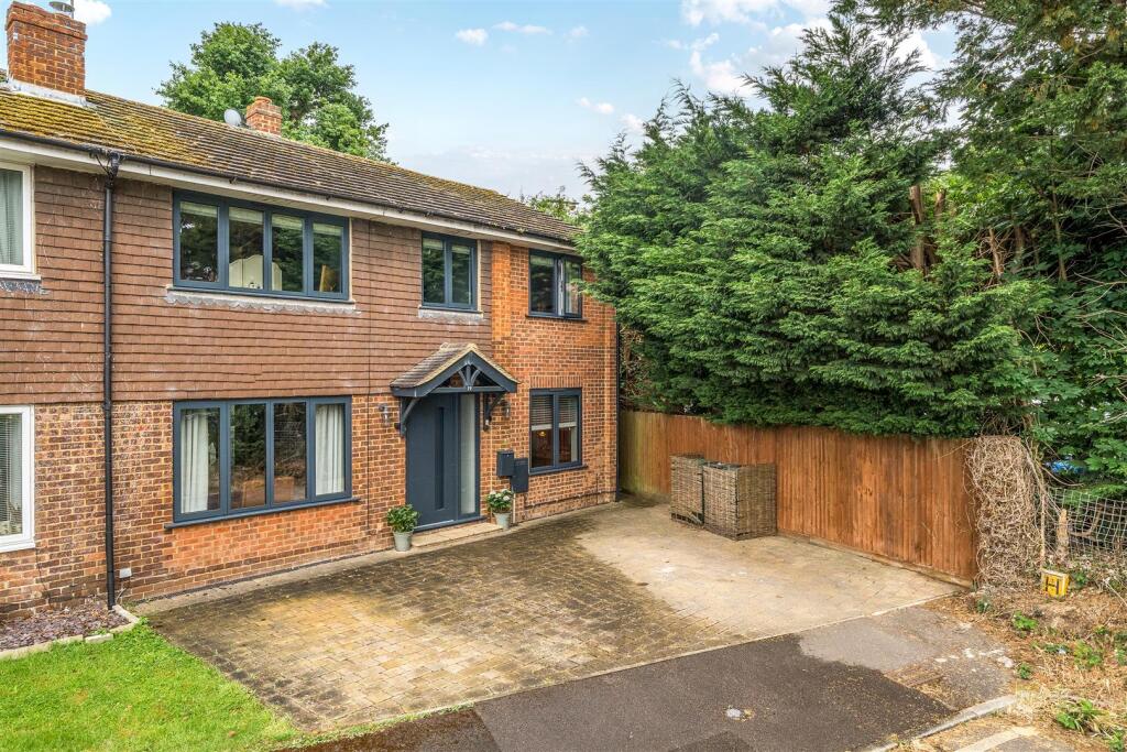 Main image of property: Rushford Close, Headcorn, Ashford