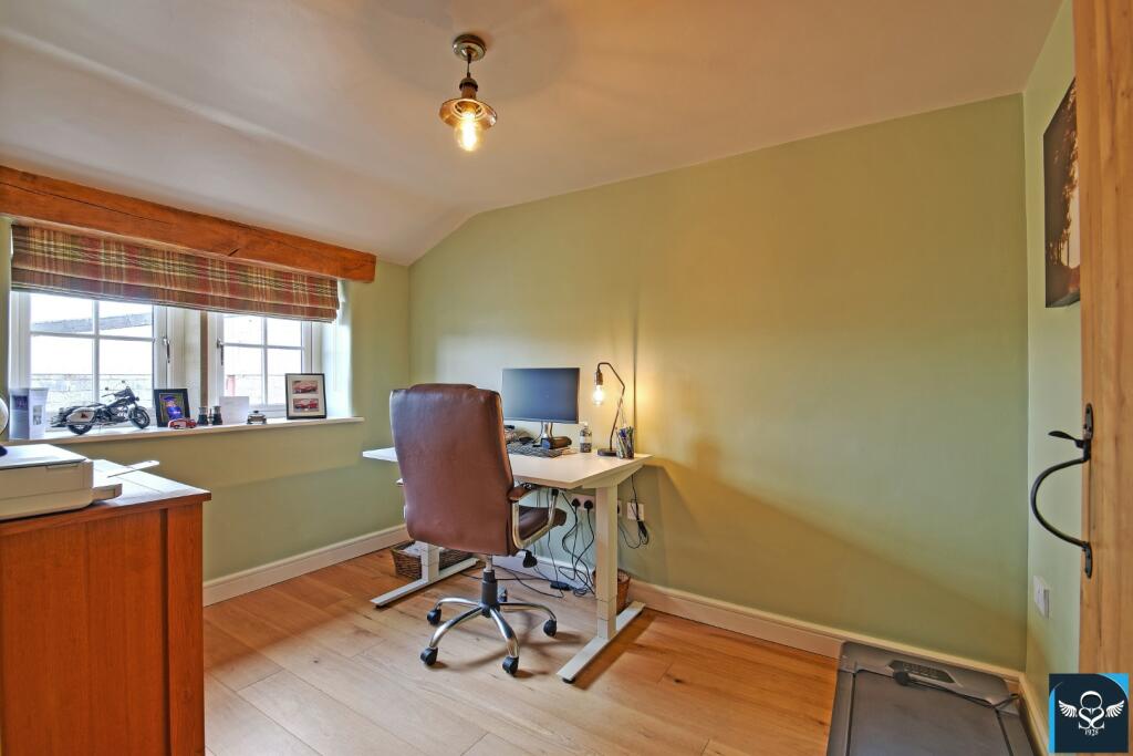 Additional property image - Long Causeway, Cliviger, Burnley