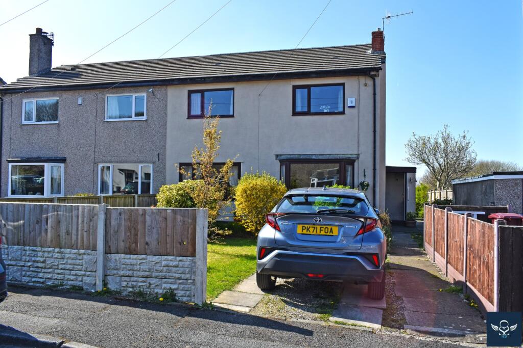 3 bedroom semi-detached house