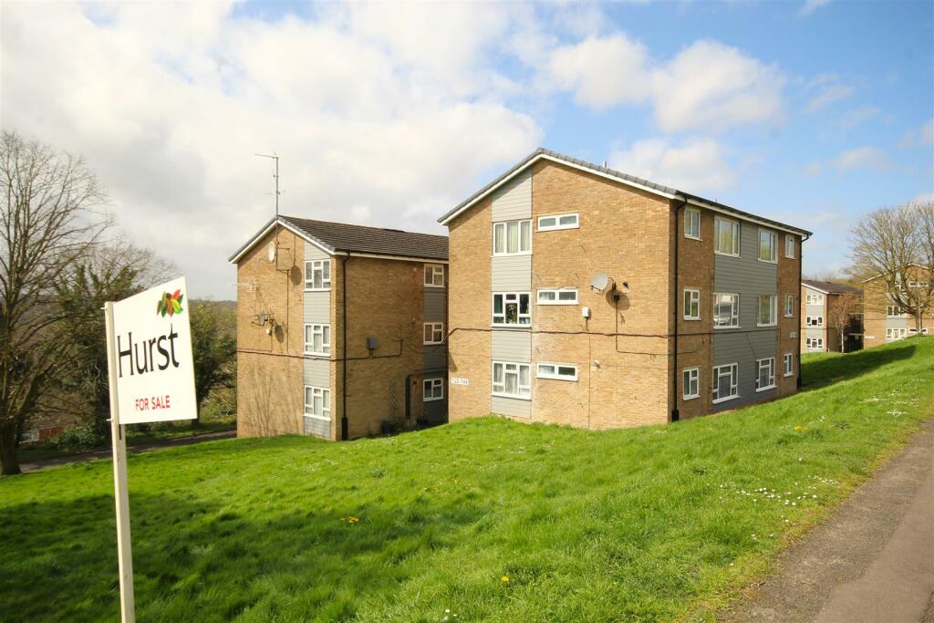 1 bedroom flat for sale in The Pastures, Downley, High (no