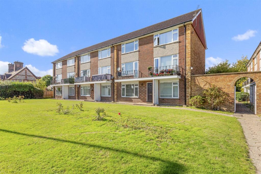Main image of property: CLIFTON COURT, MARLOW ROAD, HIGH WYCOMBE (NO CHAIN)