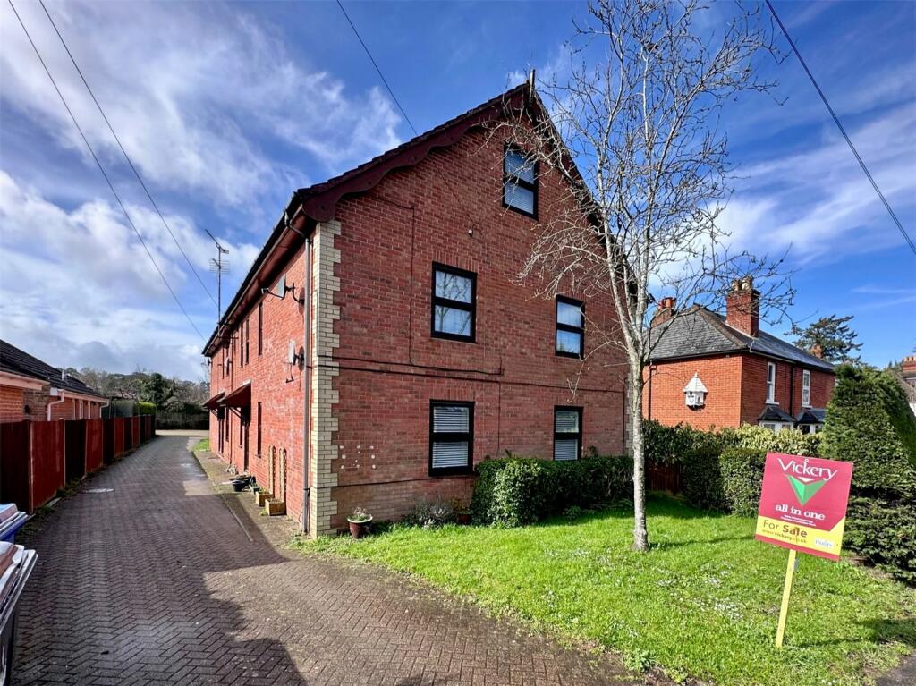 Main image of property: Reading Road South, Church Crookham, Fleet, GU52