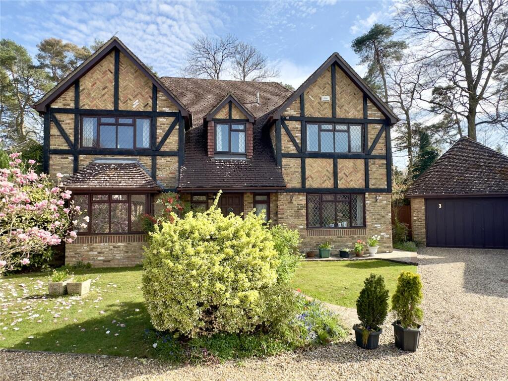 Main image of property: Bowenhurst Gardens, Church Crookham, Fleet, GU52