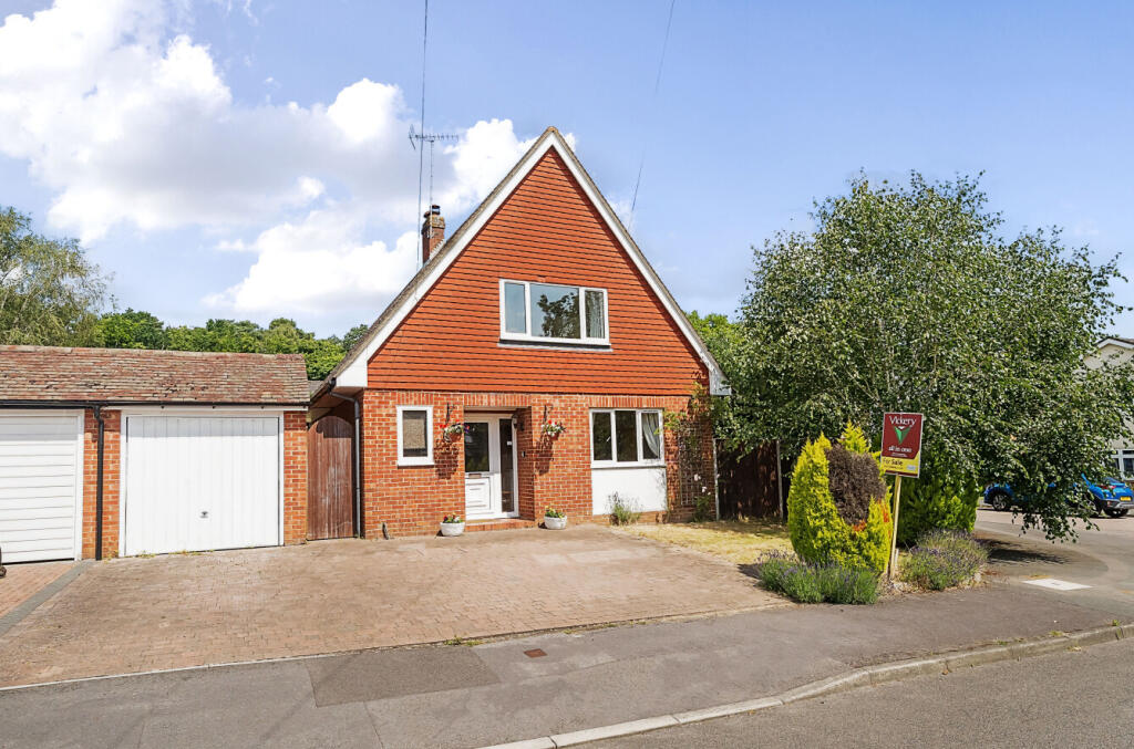 Main image of property: Kent Road, Windlesham, Surrey, GU20