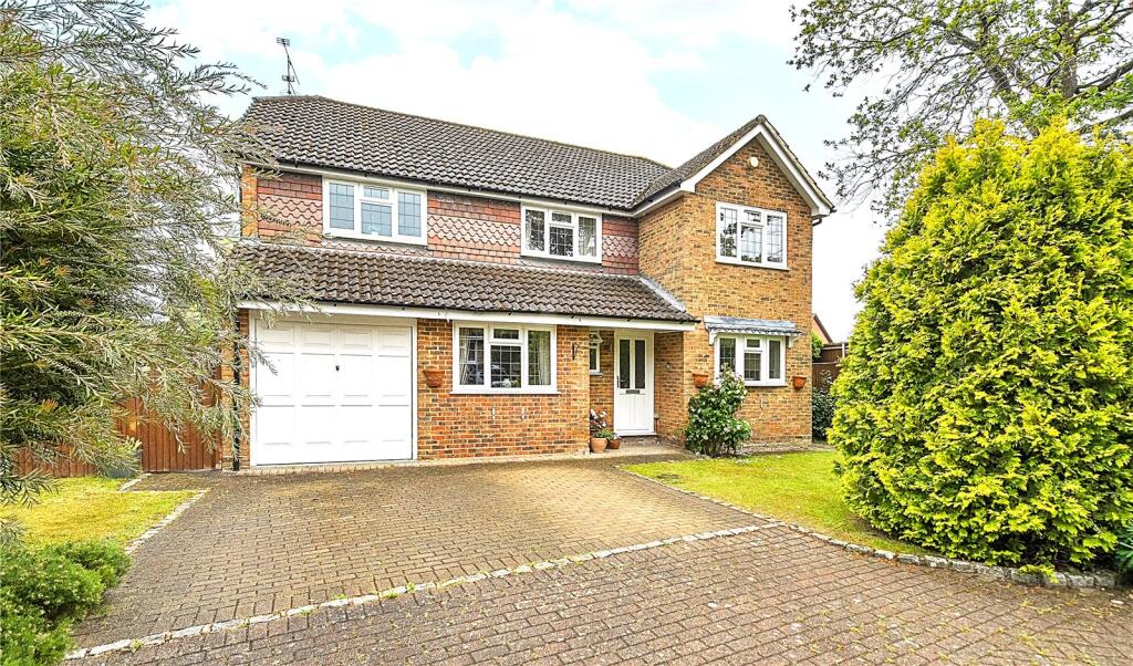 Main image of property: Quarry Bank, Lightwater, Surrey, GU18