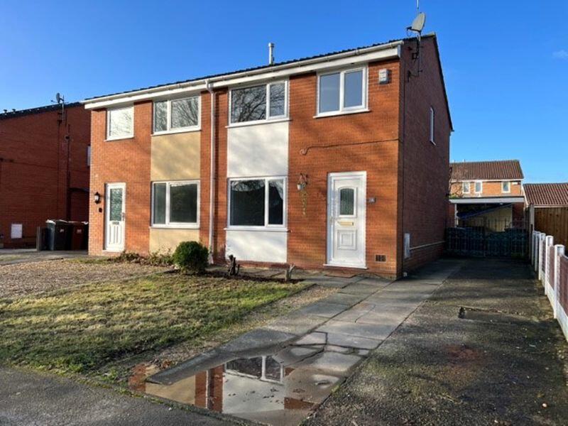 3 bedroom semidetached house for sale in Meadowfield, Penwortham