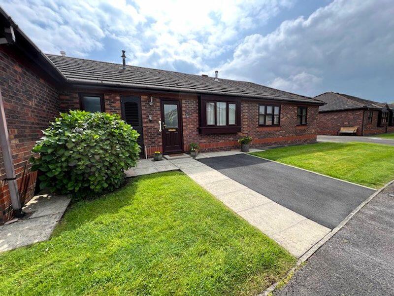 1 bedroom semidetached bungalow for sale in Crownlee, Penwortham