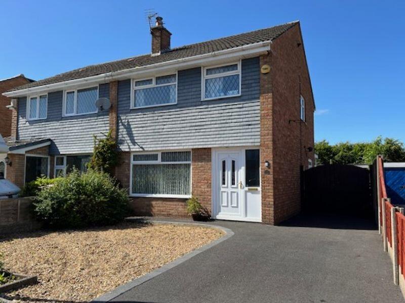 3 bedroom semidetached house for sale in Birch Avenue, Penwortham